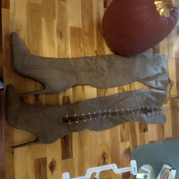 Forever Shoes - Brown suede like thigh high stiletto boots in size 8.5